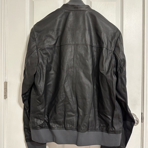 Hugo Boss leather jacket - Picture 2 of 5